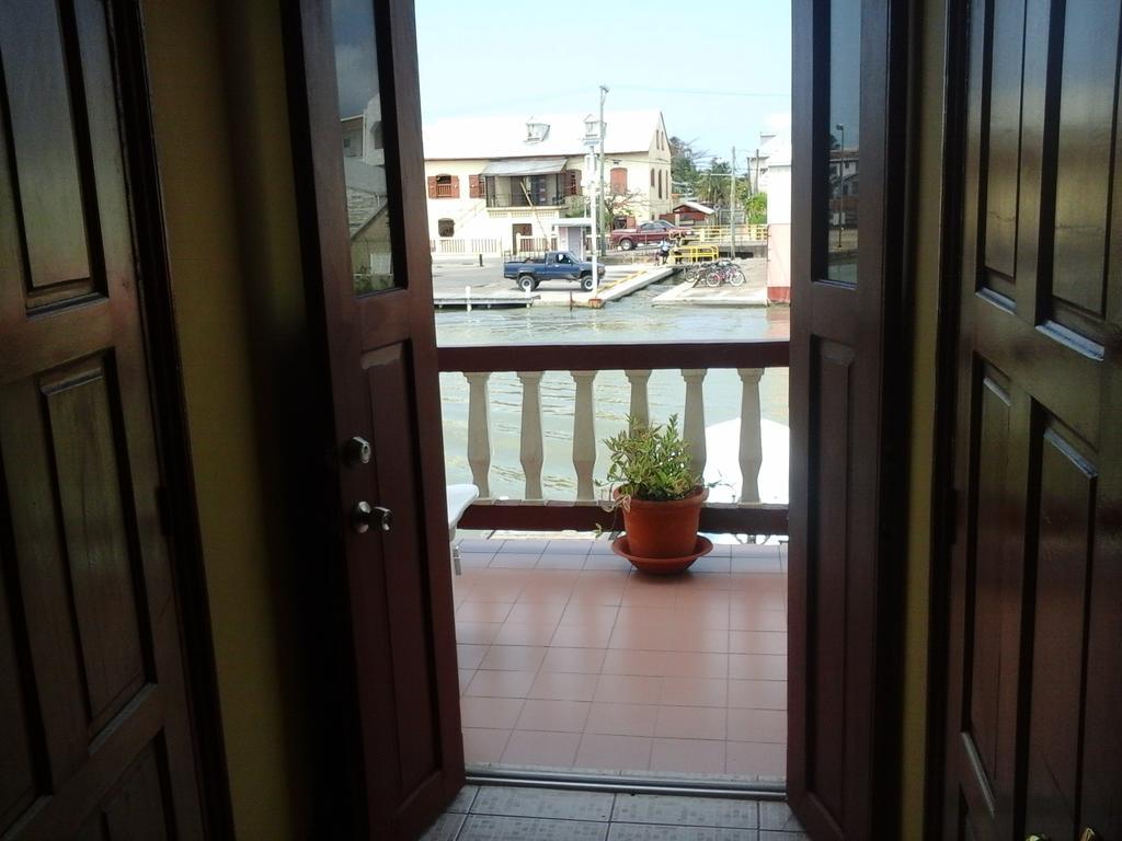 Belcove Hotel & Guesthouse Belize City Exteriér fotografie